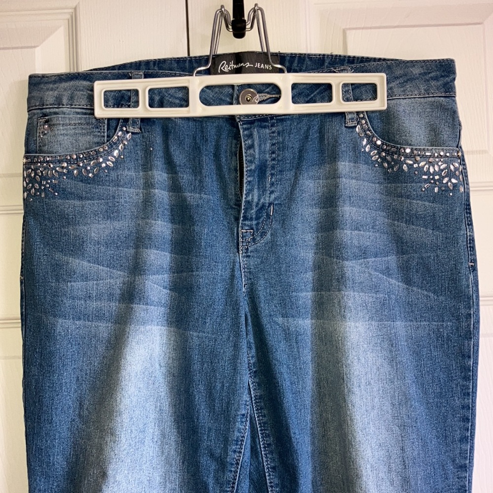 REITMANS bedazzled jeans straight leg - Picture 3 of 15